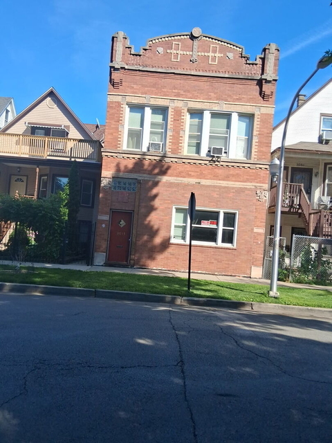 3053 N Elbridge Avenue - Photo 1