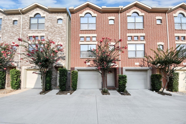 8715 Meadowcroft Drive - Photo 1