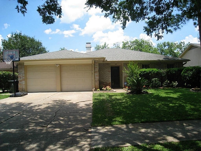 3103 Sam Houston Drive - Photo 1