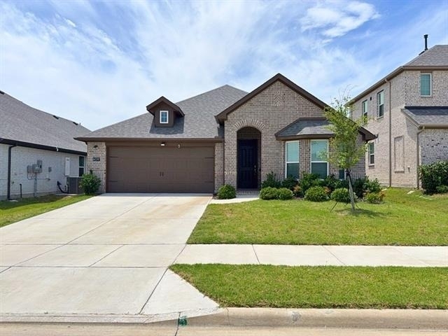609 Tartane Drive - Photo 1