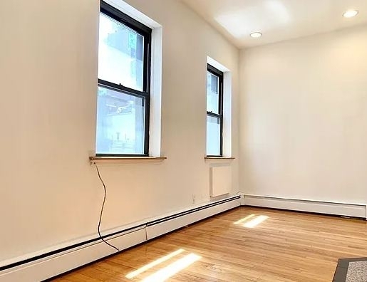 249 East 53rd Street - Photo 1