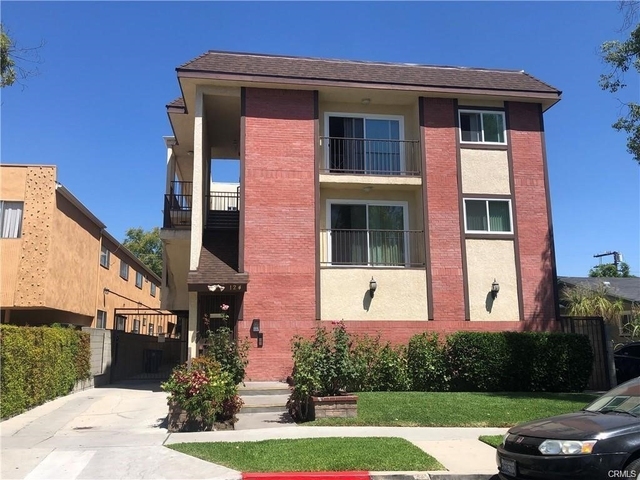 124 S Belmont Street - Photo 1