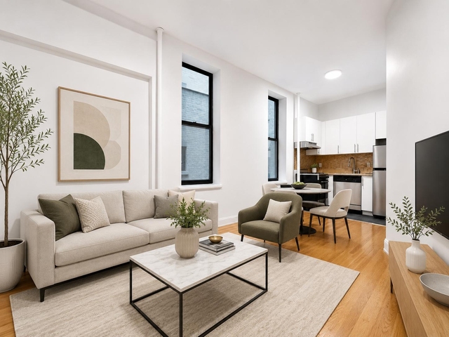 29 West 12th Street - Photo 1