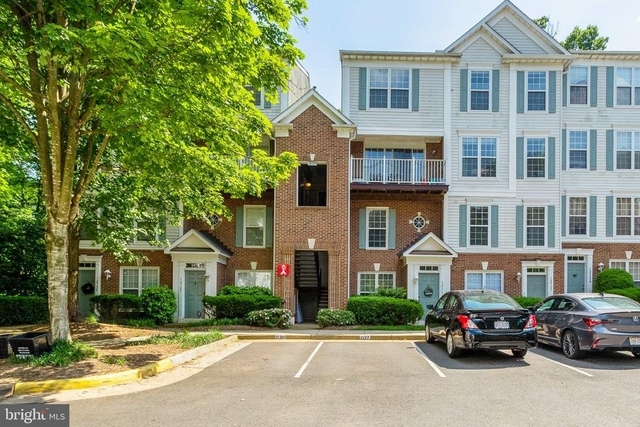 12729 Faircrest Court - Photo 1