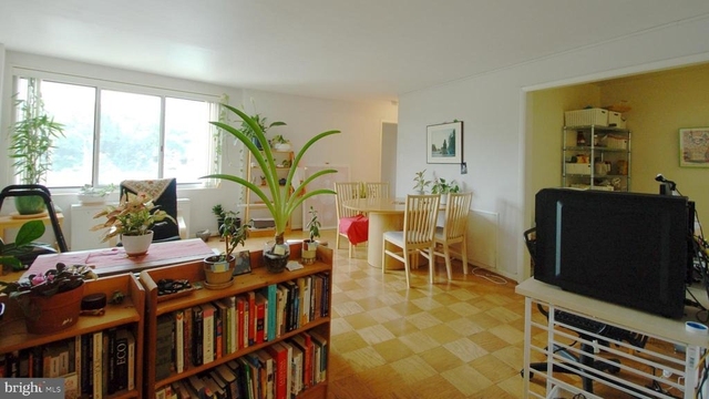 10201 Grosvenor Place - Photo 1
