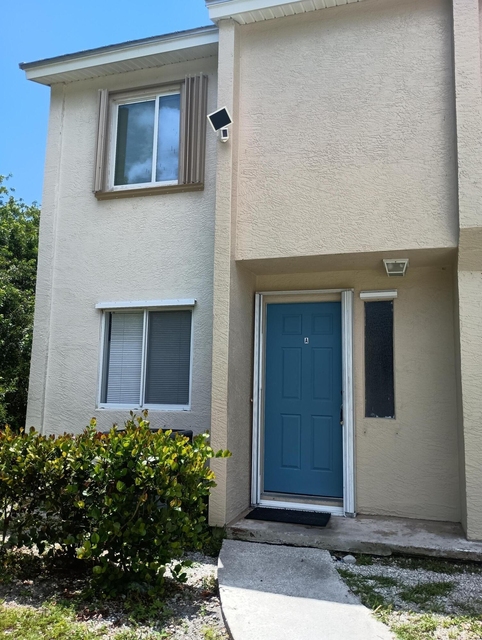 203 Southland Drive - Photo 1