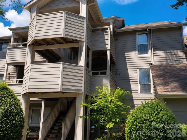 2557 Stockbridge Drive - Photo 1