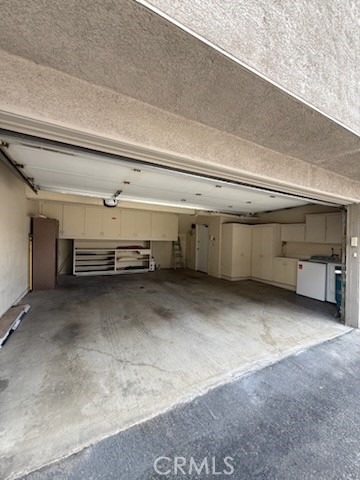 5345 White Oak Avenue - Photo 1