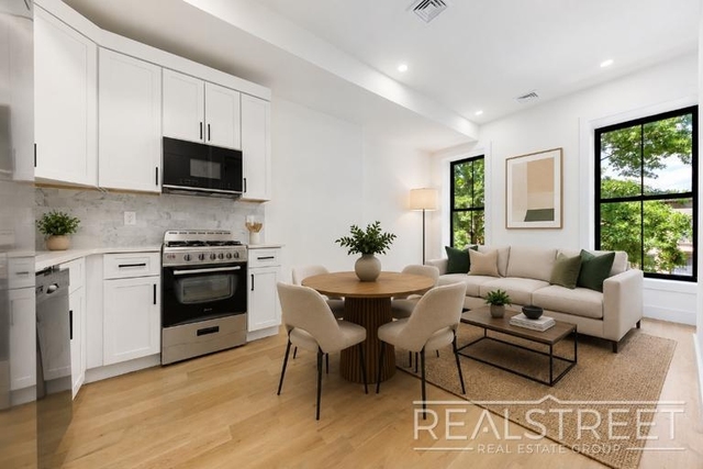 246 Vernon Ave - Photo 1