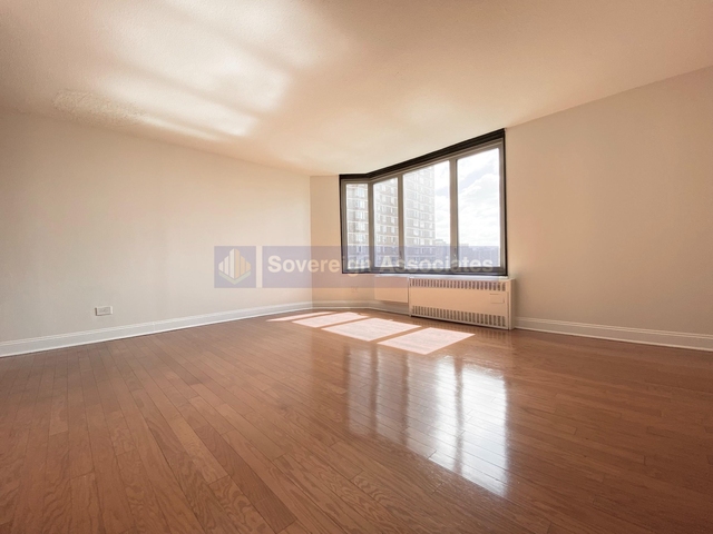 3333 Broadway - Photo 1
