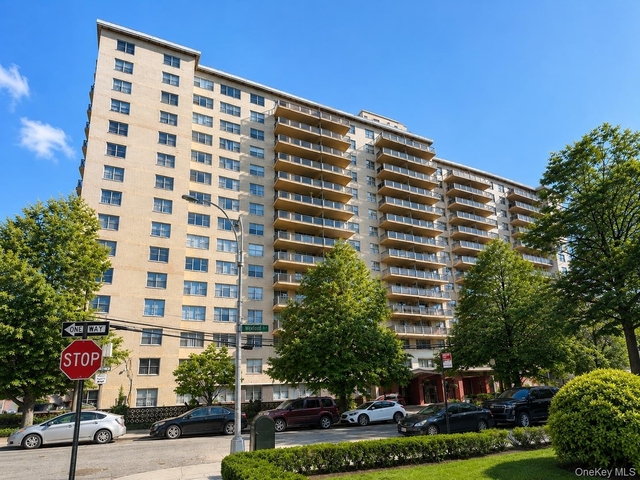 175-20 Wexford Terrace - Photo 1