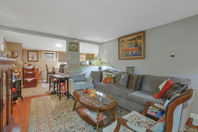 169 Sickles Avenue - Photo 1