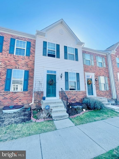 127 Streamview Drive - Photo 1