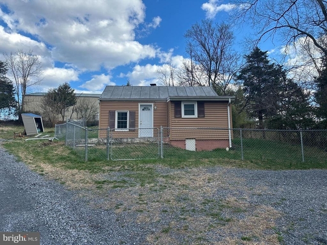 27292 Old Valley Pike - Photo 1