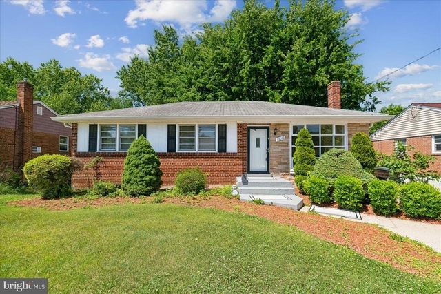 13012 Georgia Avenue - Photo 1