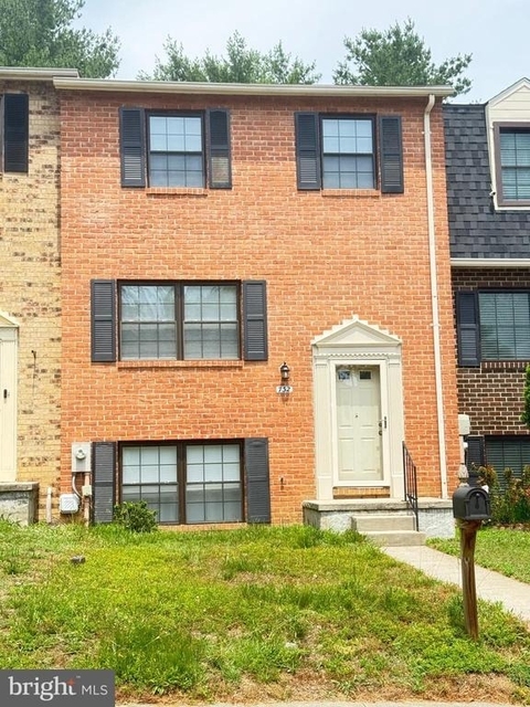 732 Wilton Farm - Photo 1