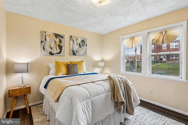 147 Denison Street - Photo 1