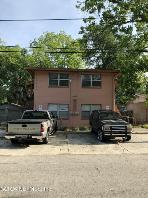 1845 19th Street - Photo 1