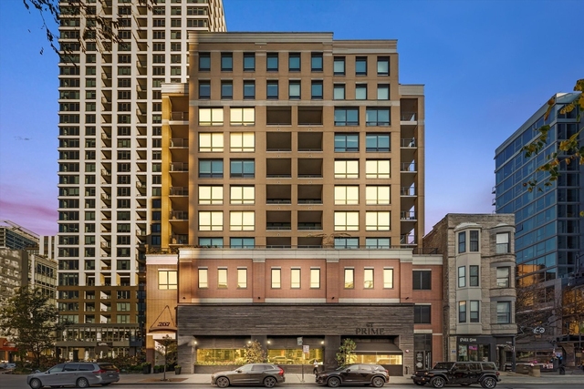707 N Wells Street - Photo 1