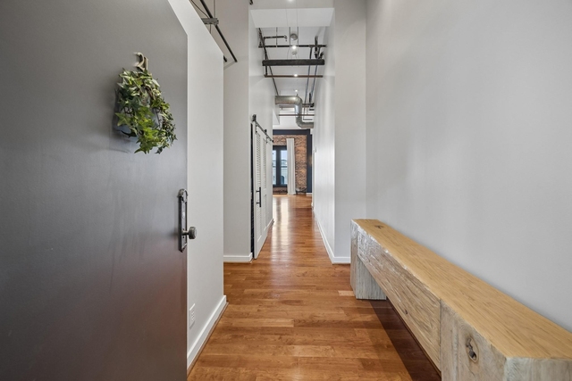 915 Franklin Street - Photo 1