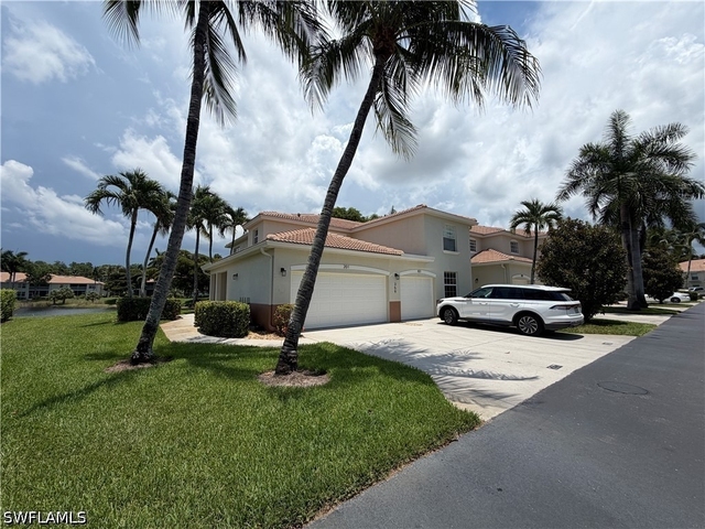 359 Dover Place - Photo 1
