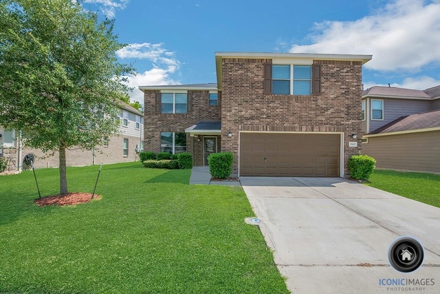 29434 Legends Bluff Drive - Photo 1