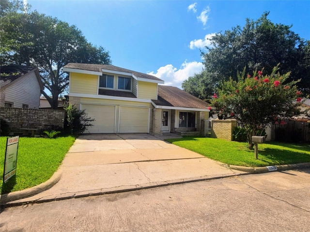 10526 Chapel Hill Drive - Photo 1