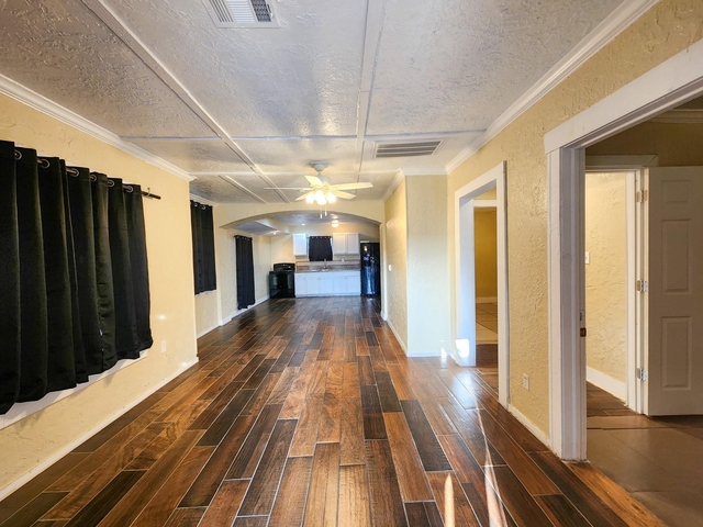 2222 Hogg Street - Photo 1
