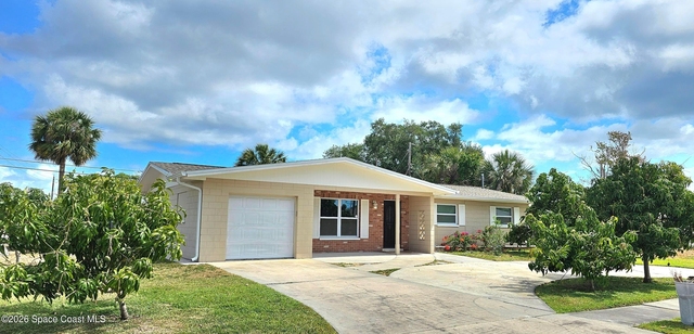 1380 Floral Lane - Photo 1
