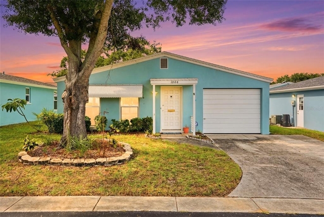 1008 Heron Court - Photo 1