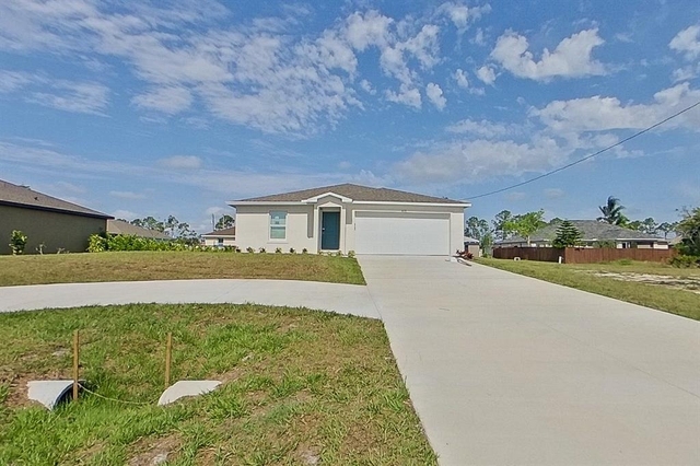 4020 Garden Boulevard - Photo 1