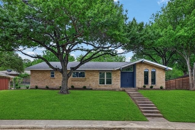 3204 Greenbriar Lane - Photo 1