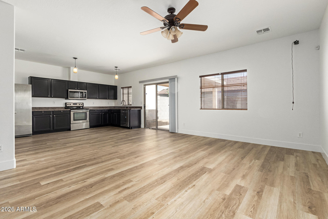 7007 W Mercer Lane - Photo 1