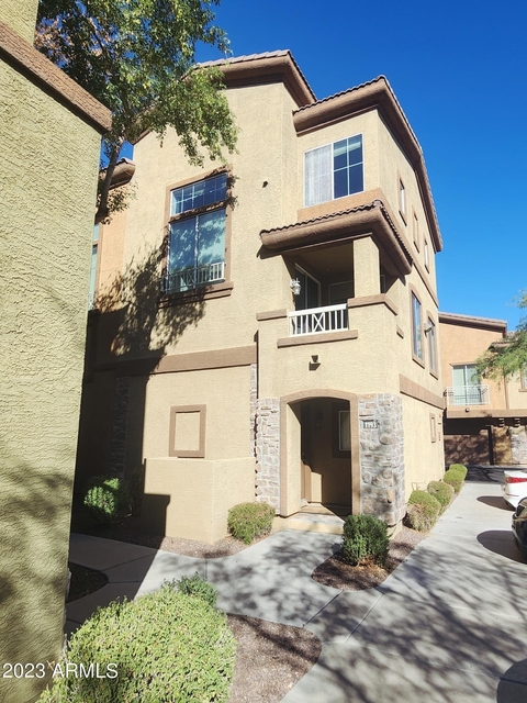 1920 E Bell Road - Photo 1