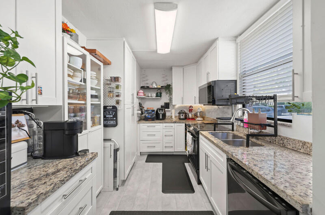 8421 Forest Hills Drive - Photo 1