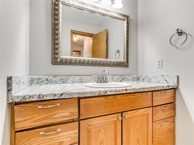 1200 N Crawford Avenue - Photo 1