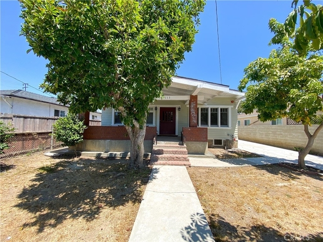 113 Sunset Avenue - Photo 1