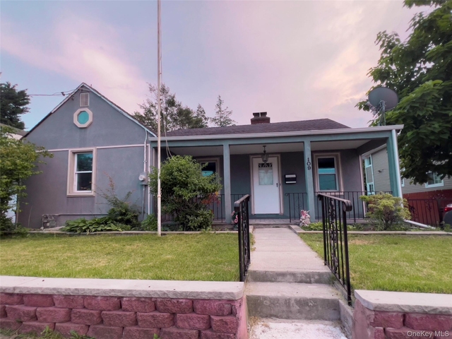 109 L Street - Photo 1