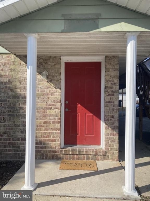 120 W 4th Avenue - Photo 1