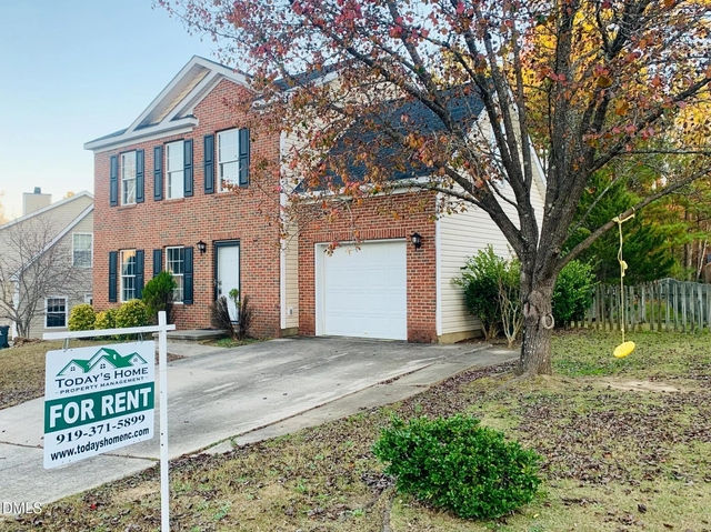 207 Evening Star Drive - Photo 1