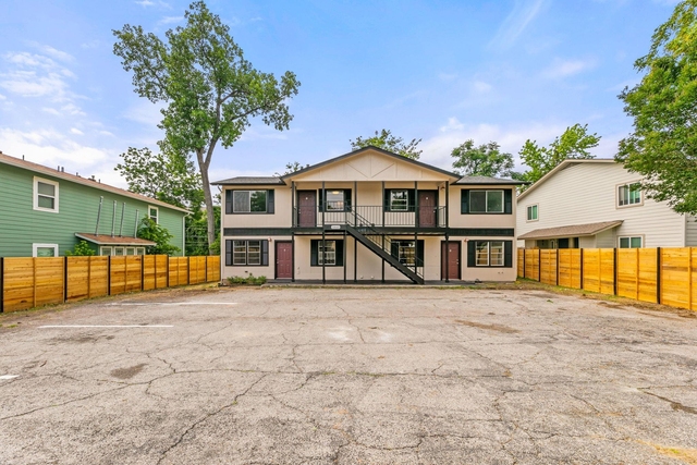 3460 Willowrun Dr - Photo 1