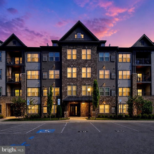 10110 Seattle Slew Lane - Photo 1