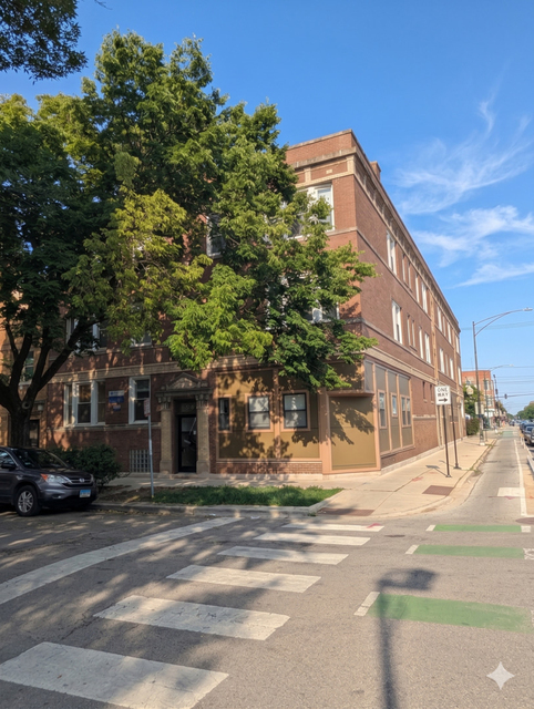 1945 W Augusta Avenue - Photo 1