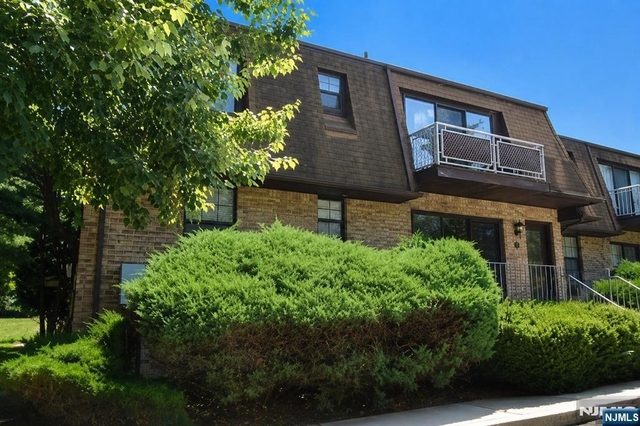 238 Collignon - Photo 1