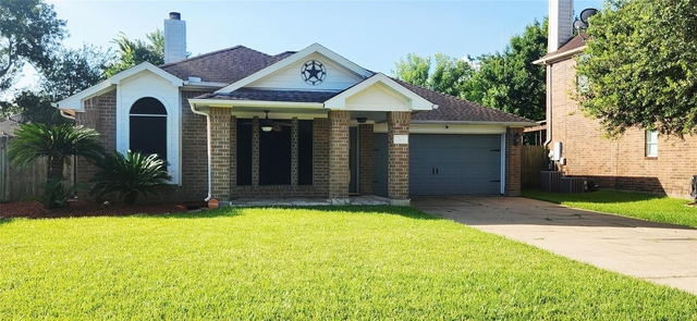 213 Mango Street - Photo 1