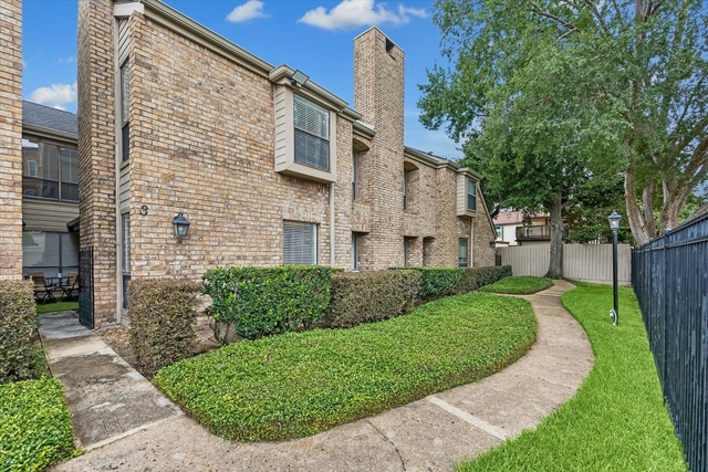 1908 Augusta Drive - Photo 1