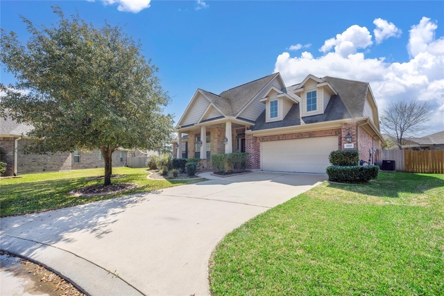 6743 Honeycrest Lane - Photo 1