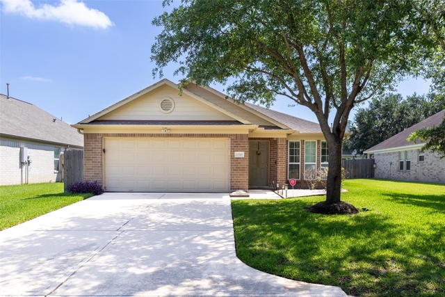 15118 Vincennes Oak Street - Photo 1