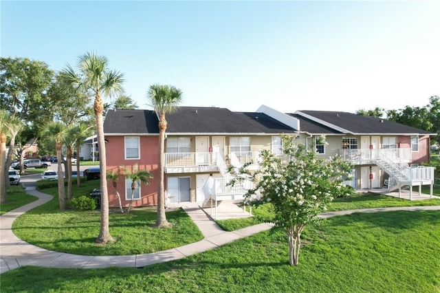 220 Lake Parsons Green - Photo 1