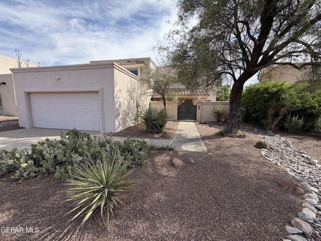 320 Avenida Mirador - Photo 1